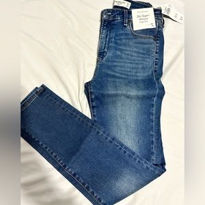 Abercrombie Super Skinny High Rise Jean
